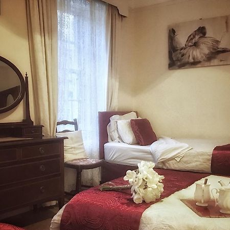 Mcmahon Guesthouse リストーウェル エクステリア 写真