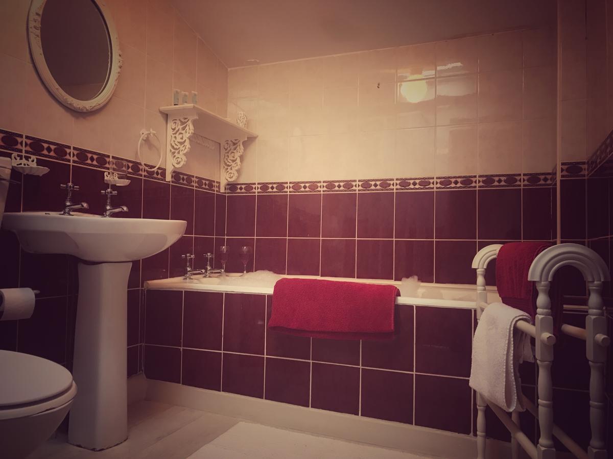 Mcmahon Guesthouse リストーウェル エクステリア 写真