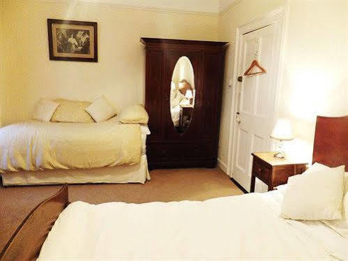 Mcmahon Guesthouse リストーウェル エクステリア 写真